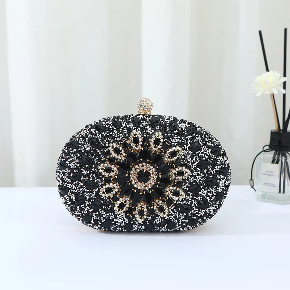 Hot-selling Evening Bag Sunflower Diamond-encrusted Party Clutch Bag Fashionable Personalized All-match Bag Women's Shell Bag display picture 6