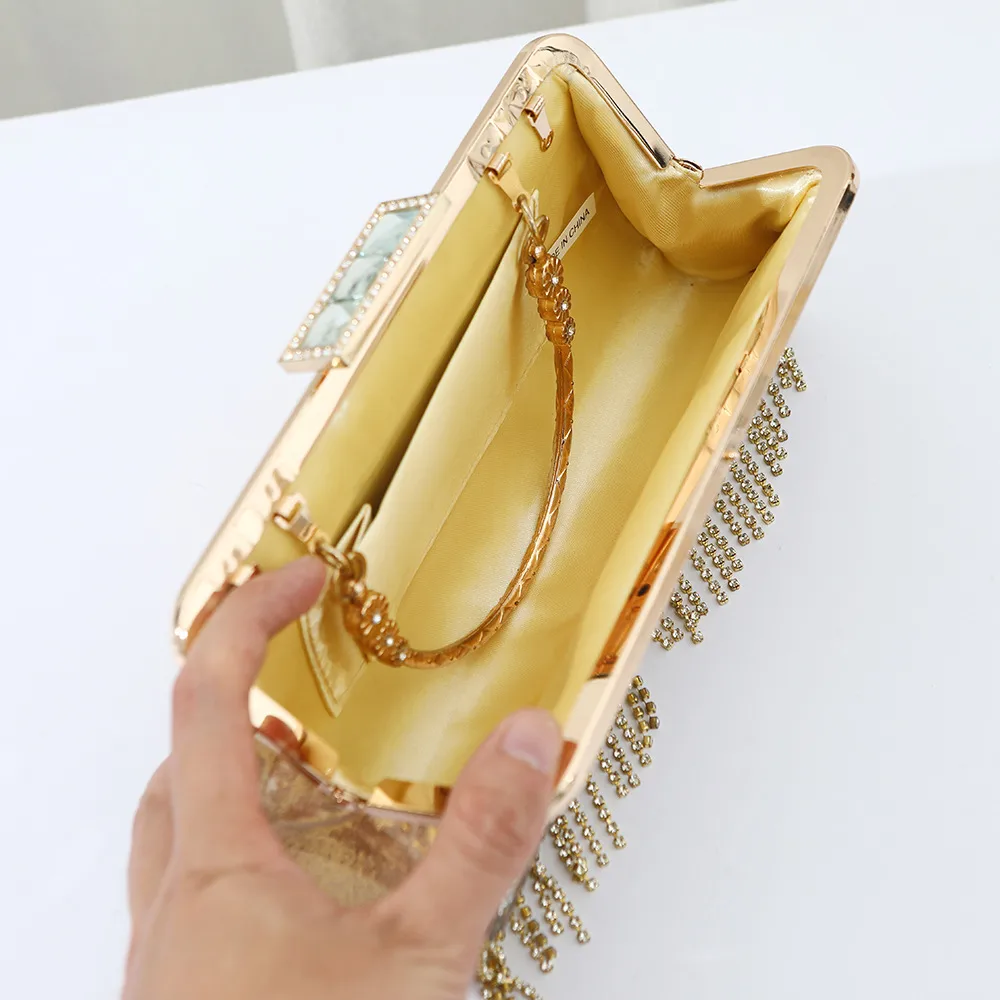 Explosions Foreign Trade Tassel Daffy Bag Banquet Evening Dress Clutch Bag High-end Tassel Diamond Evening Bag Manufacturers Wholesale display picture 3