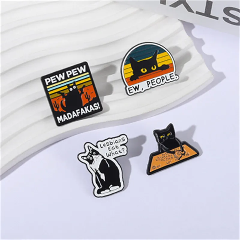 Cartoon Style Cute Streetwear Animal Cat Alloy Stamping Stoving Varnish Plating Unisex Cartoon Pinback Badge Brooches Collar Pin display picture 19