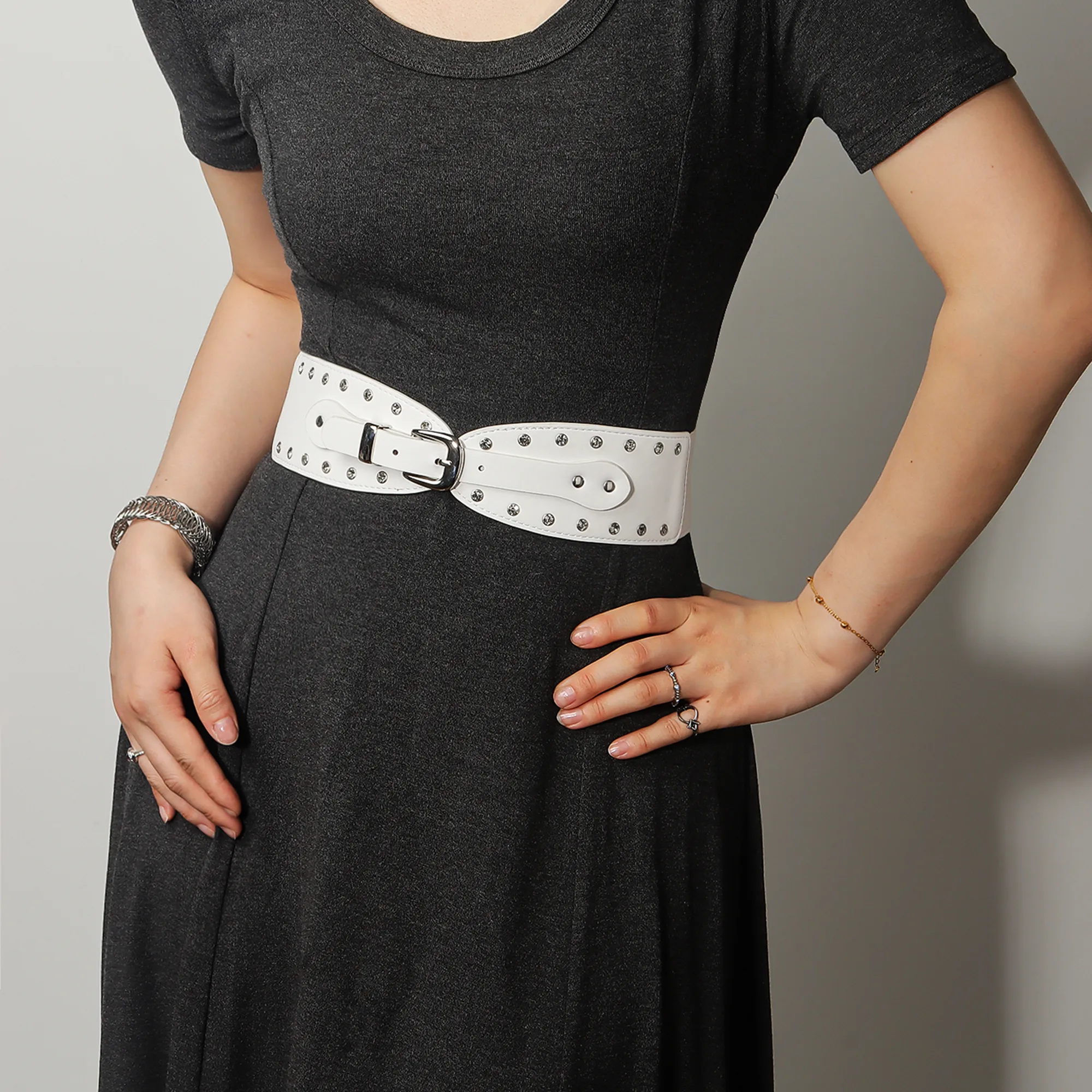 Casual Elegant Sexy Solid Color Pu Buckle Rhinestones Women's Chain Belts display picture 14