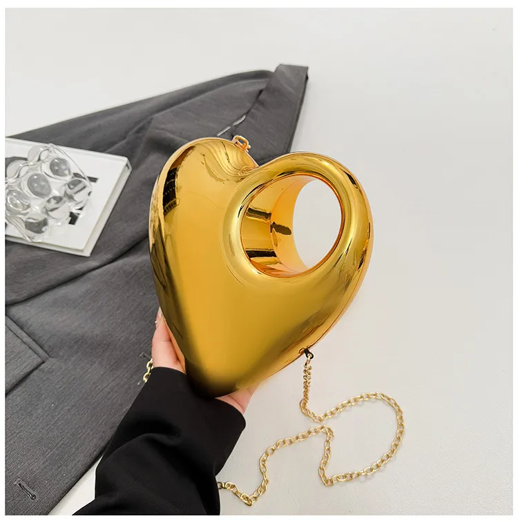New Acrylic Bag Women's Crossbody Box Bag Stone Bag Banquet Summer High-end Peach Heart Evening Bag display picture 11