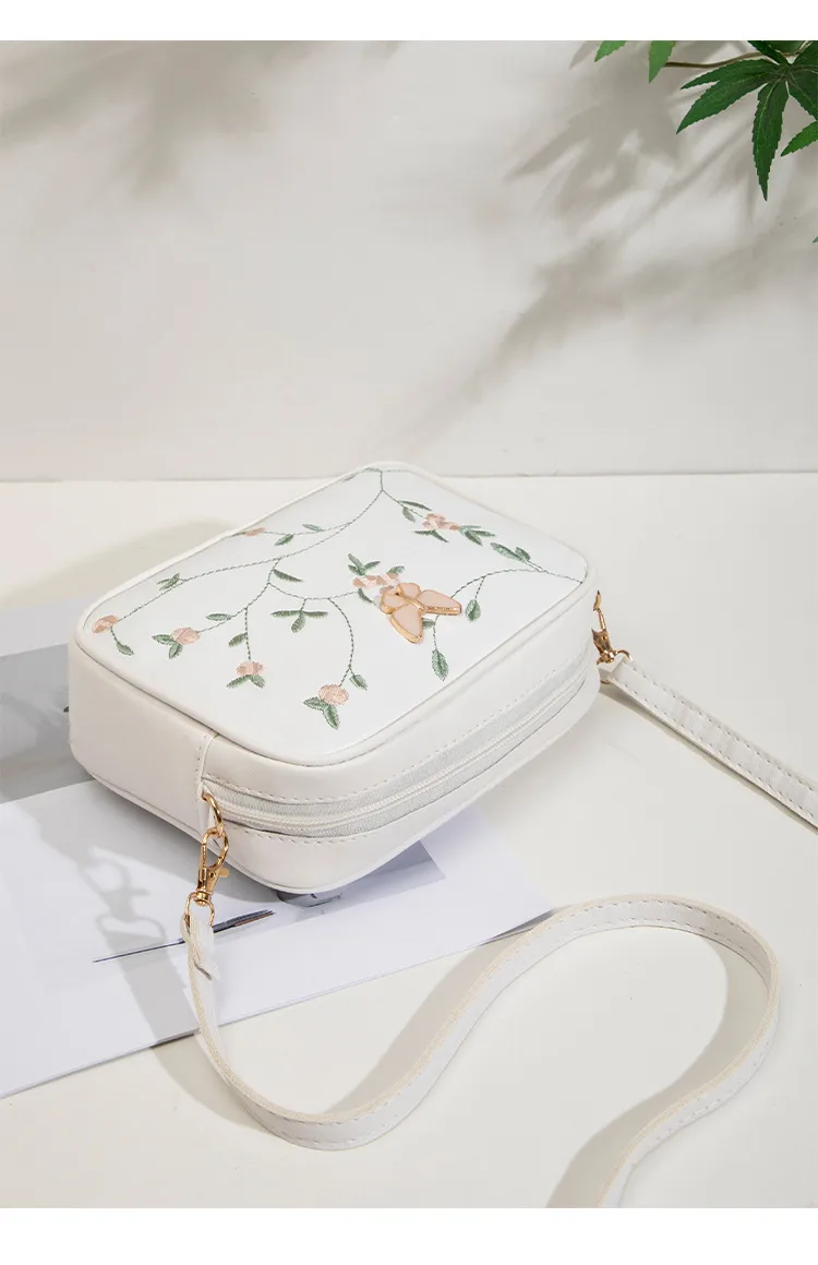 New Embroidered Shoulder Bag Women's Bag Summer Fresh And Cute Flower Crossbody Bag Butterfly Decoration Camera Bag display picture 8