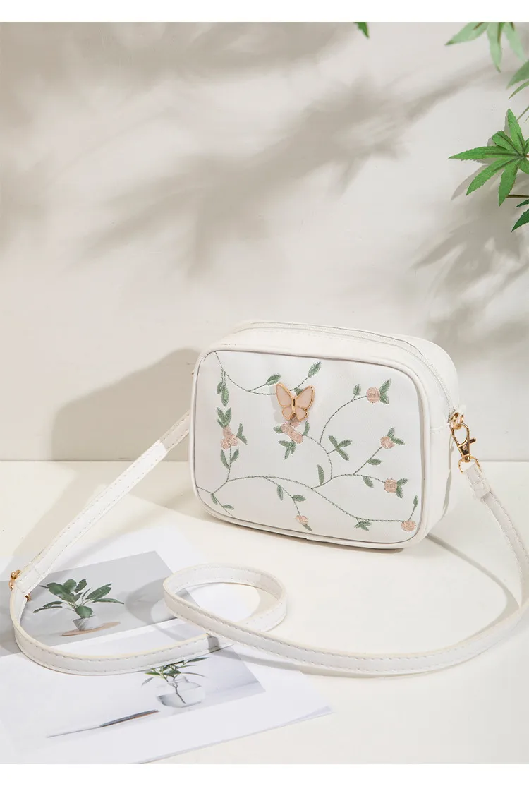 New Embroidered Shoulder Bag Women's Bag Summer Fresh And Cute Flower Crossbody Bag Butterfly Decoration Camera Bag display picture 10