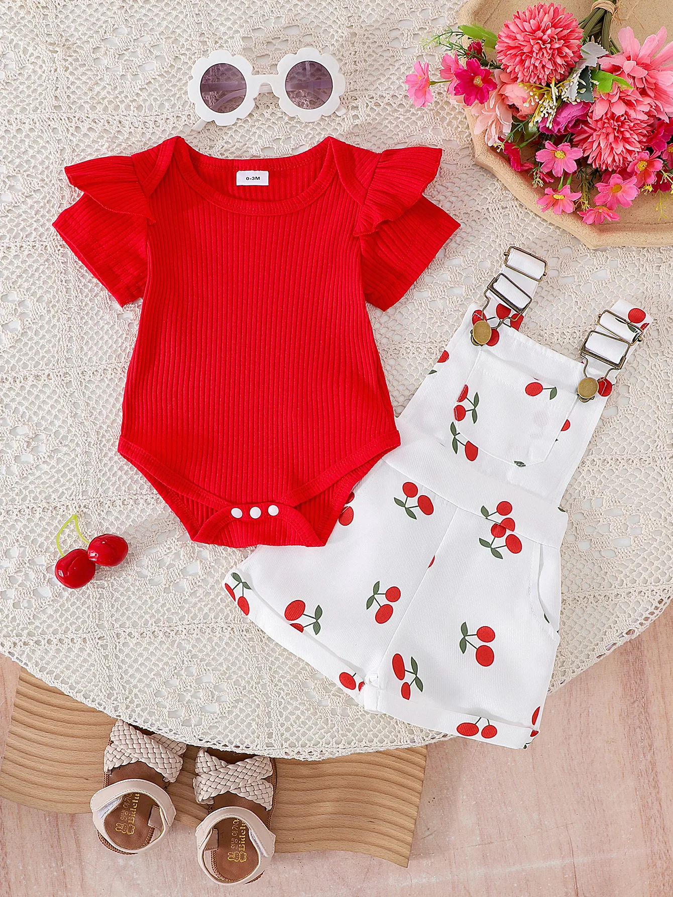 Foreign Trade  Europe And The United States Summer Girls Baby Girls Suit Baby Children's Flying Sleeve Short Sleeve Hare Printed Sleeve Pants display picture 12