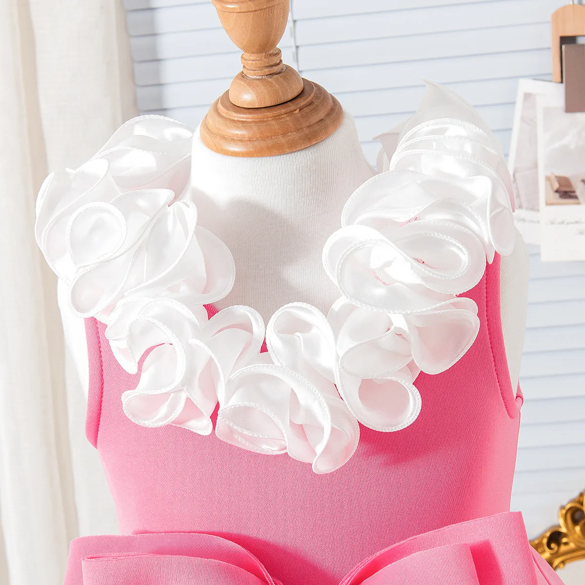 Europe And The United States Summer New Girls Suit Small And Medium-sized Children Baby Children Lace V-neck Bow Dress In Stock display picture 4