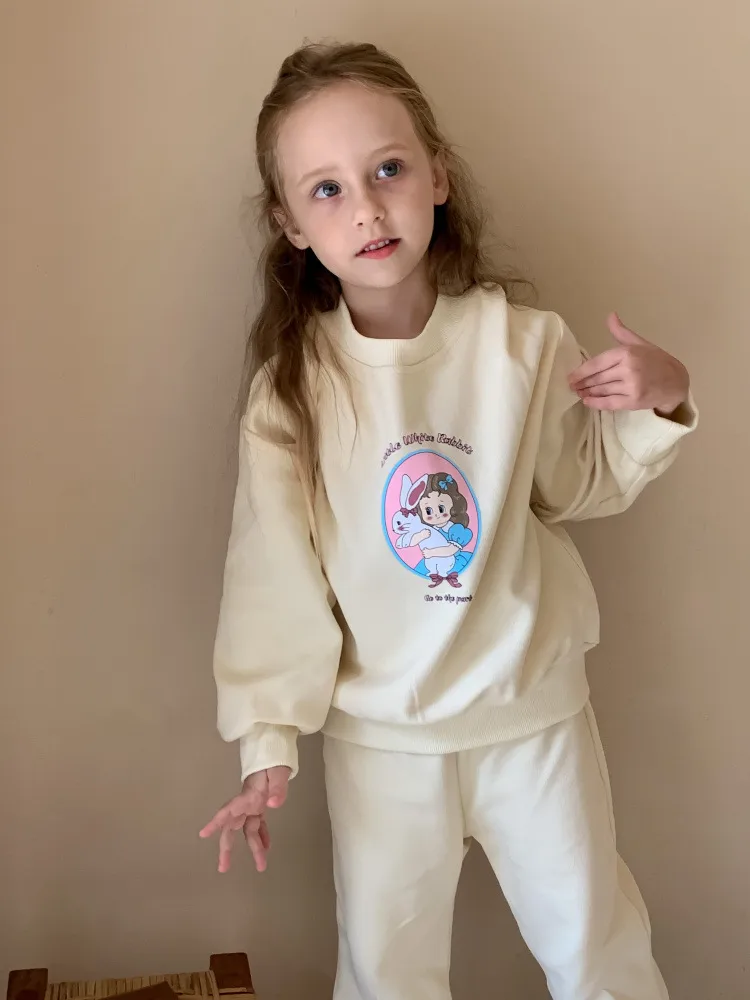 Girls' Sweater Suit Spring  New Style Baby Girls' Fashionable Casual Cartoon Sweater Two-piece Set display picture 10