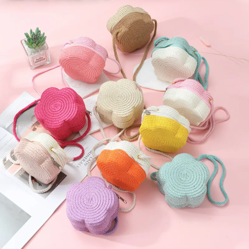 Summer Travel Straw Bag Flower Woven Bag Women's  New Children's Cute Straw Beach Bag Crossbody Seaside display picture 1