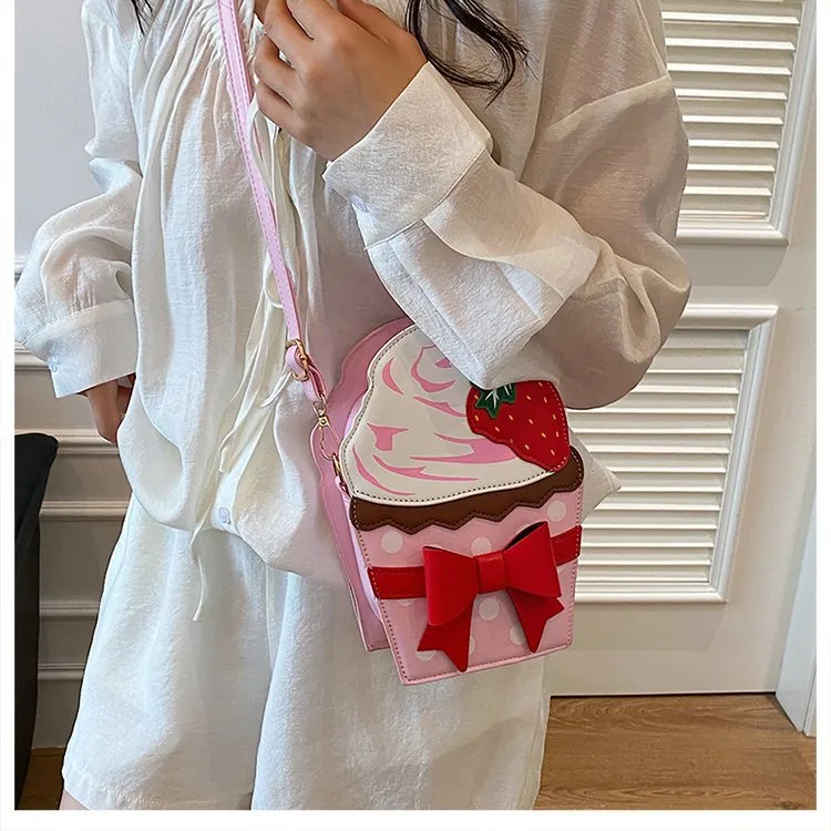 New Foreign Trade Bag Women's Distinctive Creative Strawberry Cake Chain Crossbody Bag Cute Bow Women's Bag display picture 20