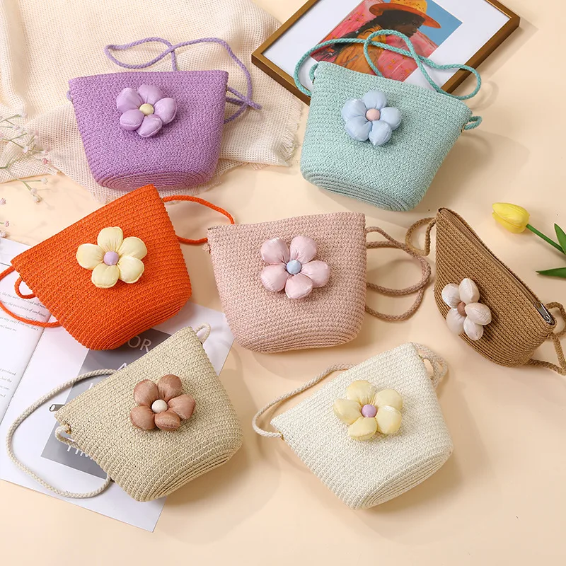 Summer Straw Bag Woven Bag Seaside Beach Cute Children's Straw Bag Tulip Flower Girls' Crossbody Bag display picture 3
