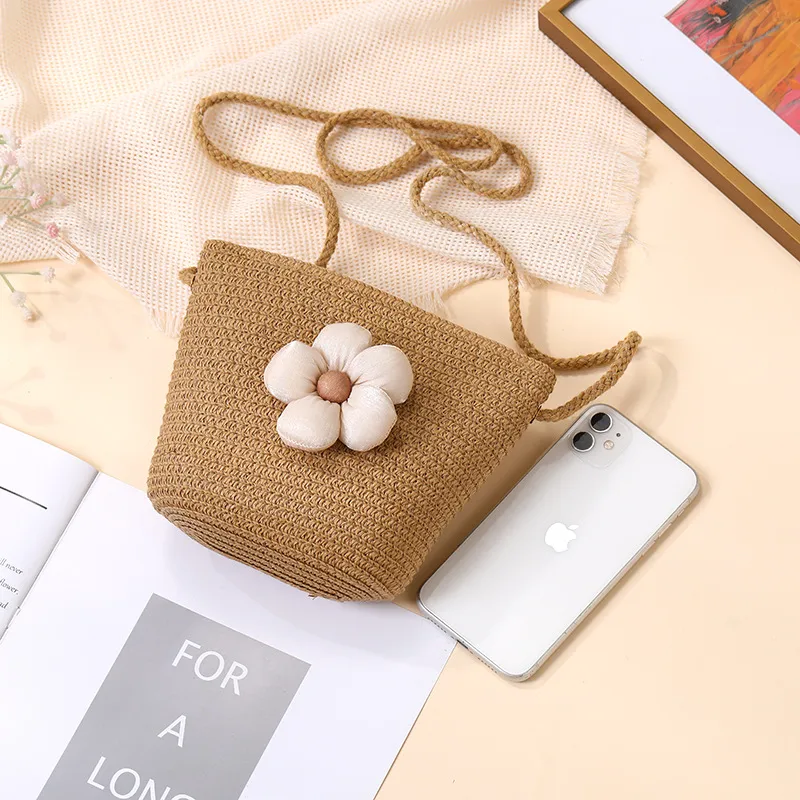 Summer Straw Bag Woven Bag Seaside Beach Cute Children's Straw Bag Tulip Flower Girls' Crossbody Bag display picture 9