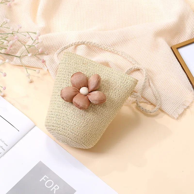 Summer Straw Bag Woven Bag Seaside Beach Cute Children's Straw Bag Tulip Flower Girls' Crossbody Bag display picture 15