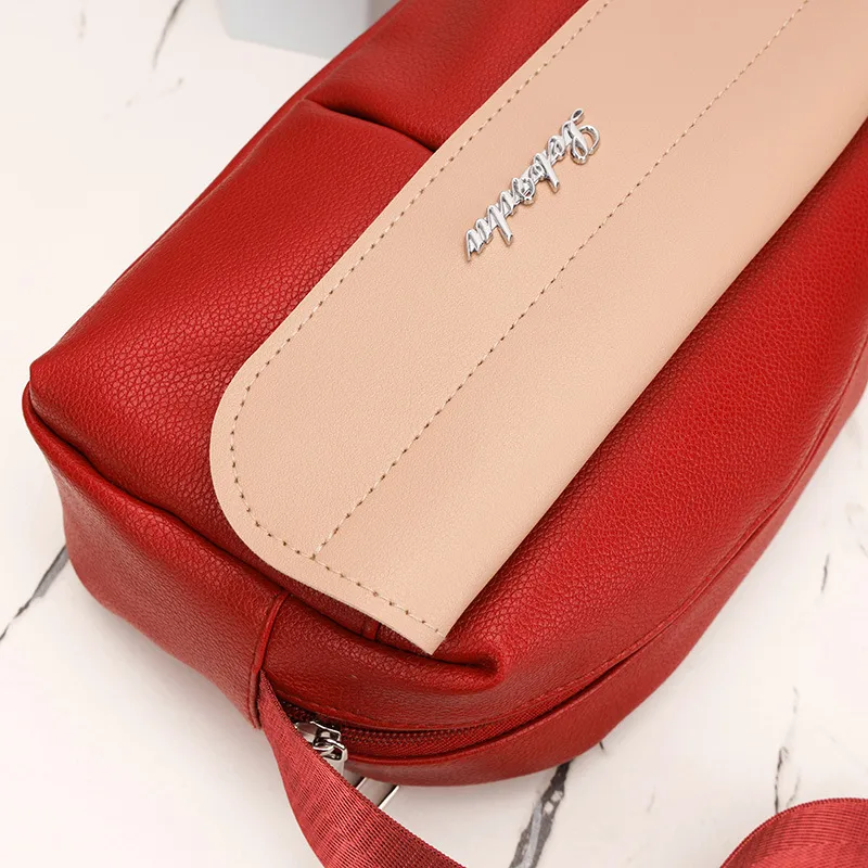 New Arrival Contrast Color Soft Surface Small Square Bag Casual Women's Shoulder Messenger Bag Travel Mobile Phone Coin Purse display picture 2