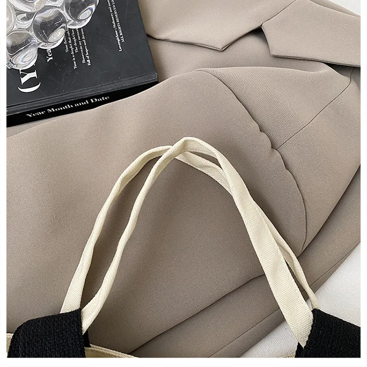 Large Capacity New Style Fashionable Student Class Hand Tote Bag Women's New Simple Casual Canvas Large Bag Shoulder Bag display picture 8