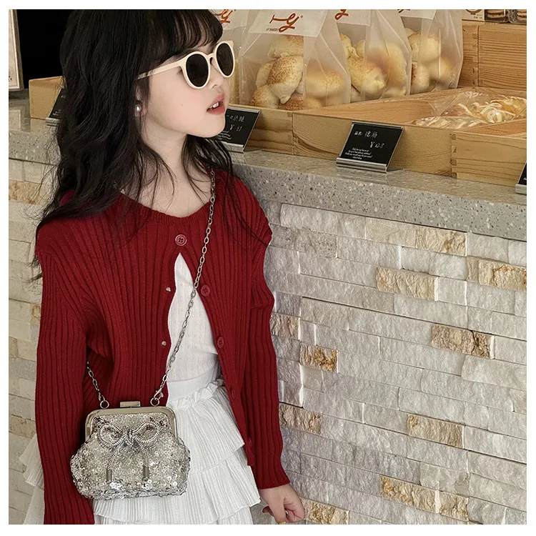 Fashion Sequins Girl Shoulder Bag Cute Bow Clip Mini Baby Messenger Bag New Chain Children's Bag display picture 3