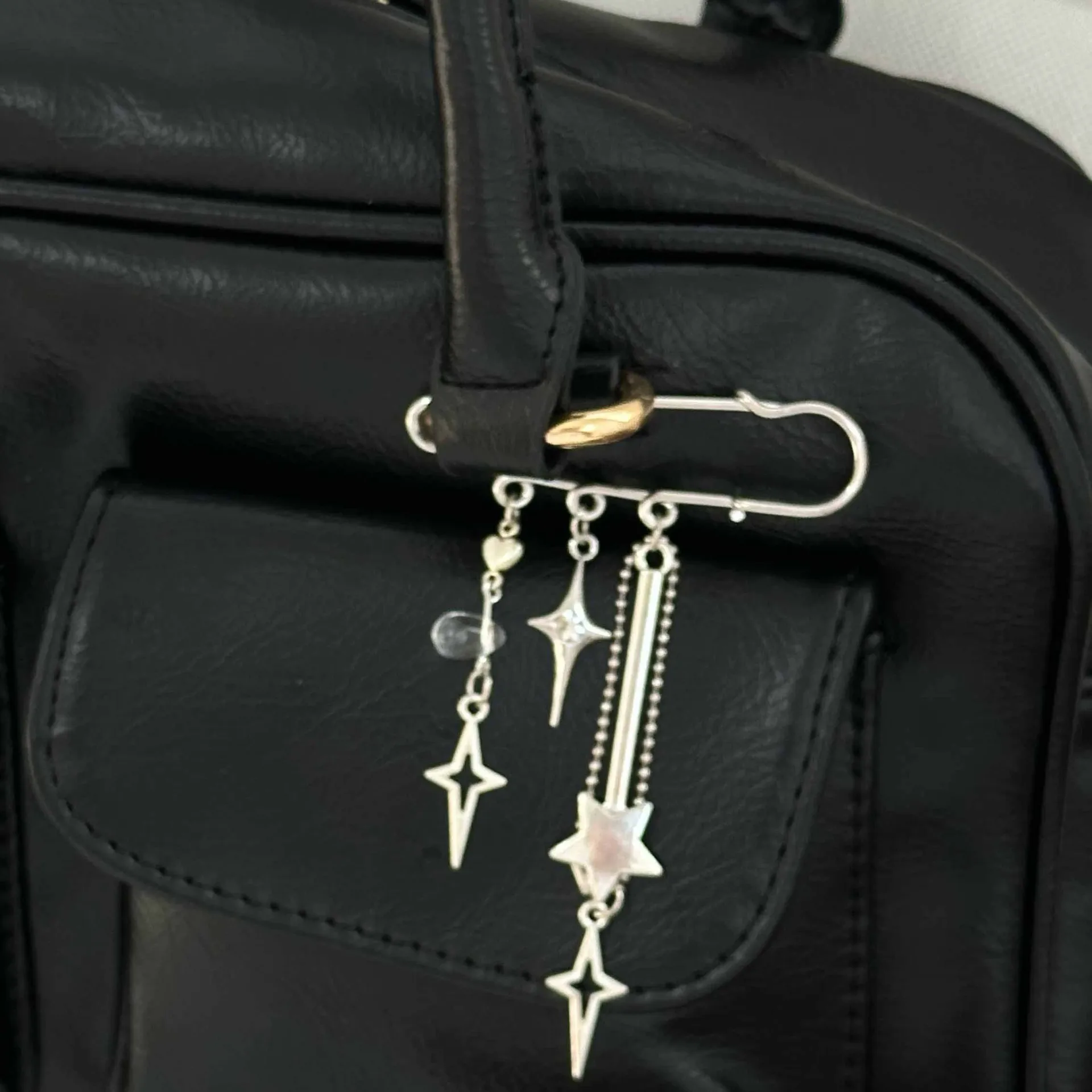 Star Mans Pin Ins Han Feng Blogger Girlfriend Couple Metal Style Y2K Silver Love Keychain Bag Pendant display picture 3