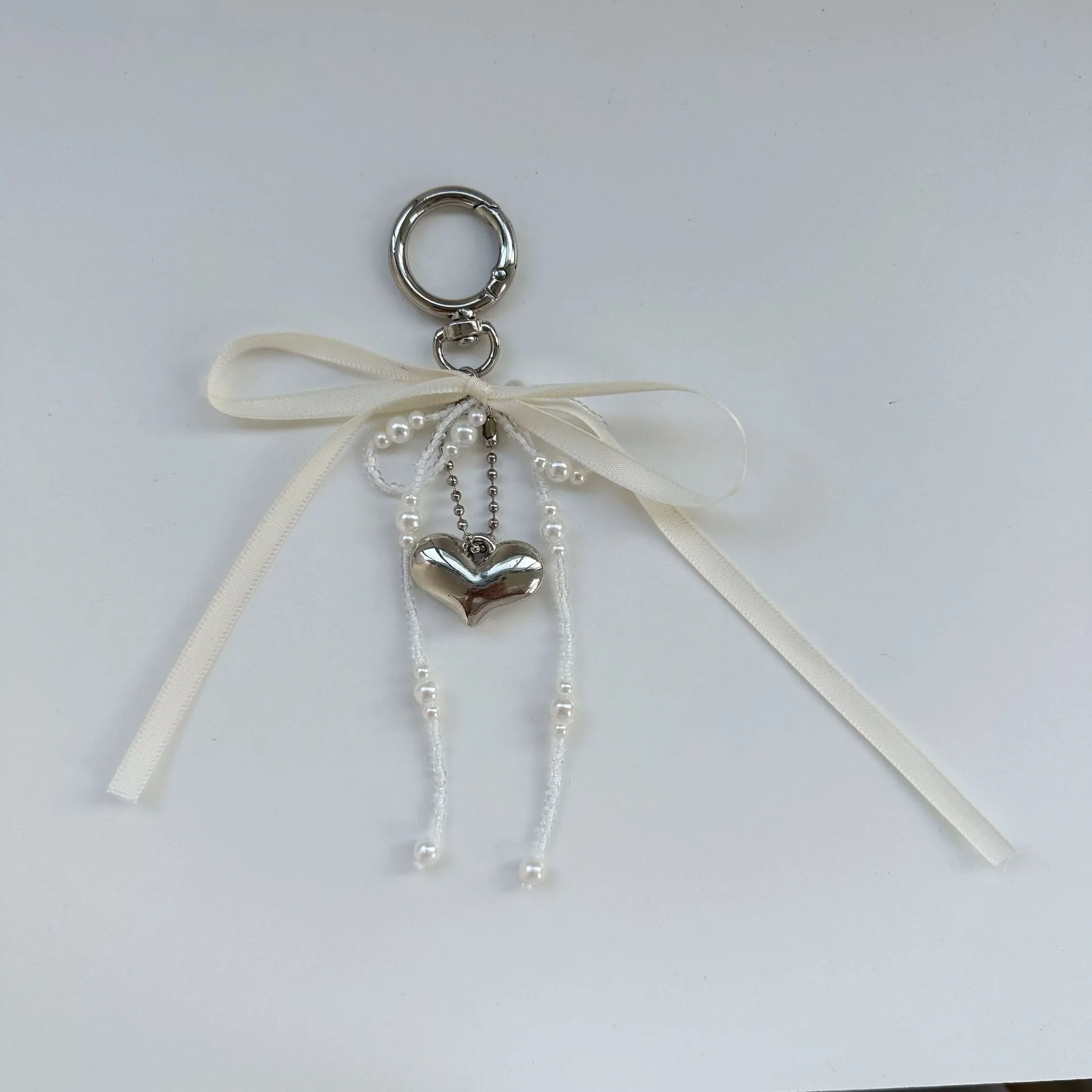 Ling Ti Original Pearl Bow Bag Pendant Ins Style Keychain AirPods Accessories Love Pendant display picture 14