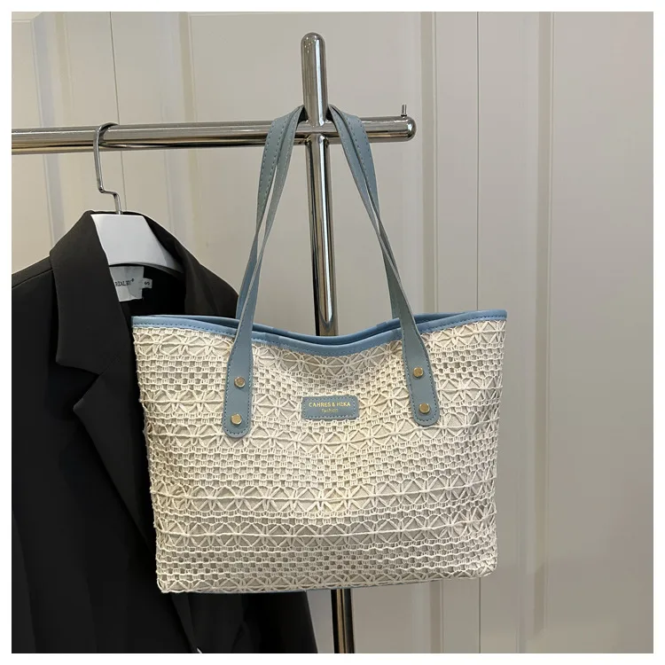 New Casual Beautiful Atmosphere Simple Large Capacity Portable Tote Bag Commuter All-match One-shoulder Underarm Bag For Women display picture 12