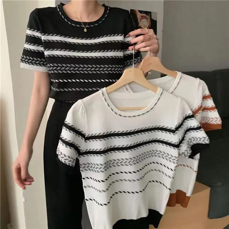 Striped Sweater Women's  Summer Design Crewneck Short-sleeved Contrast Color Small Slim-fit Slim-fit Short Top display picture 2