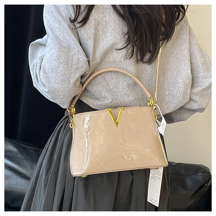 Foreign Trade New Patent Leather Fashion All-match Letter Bucket Bag Fashionable Handbag Large Capacity Single Shoulder Crossbody Bag display picture 11