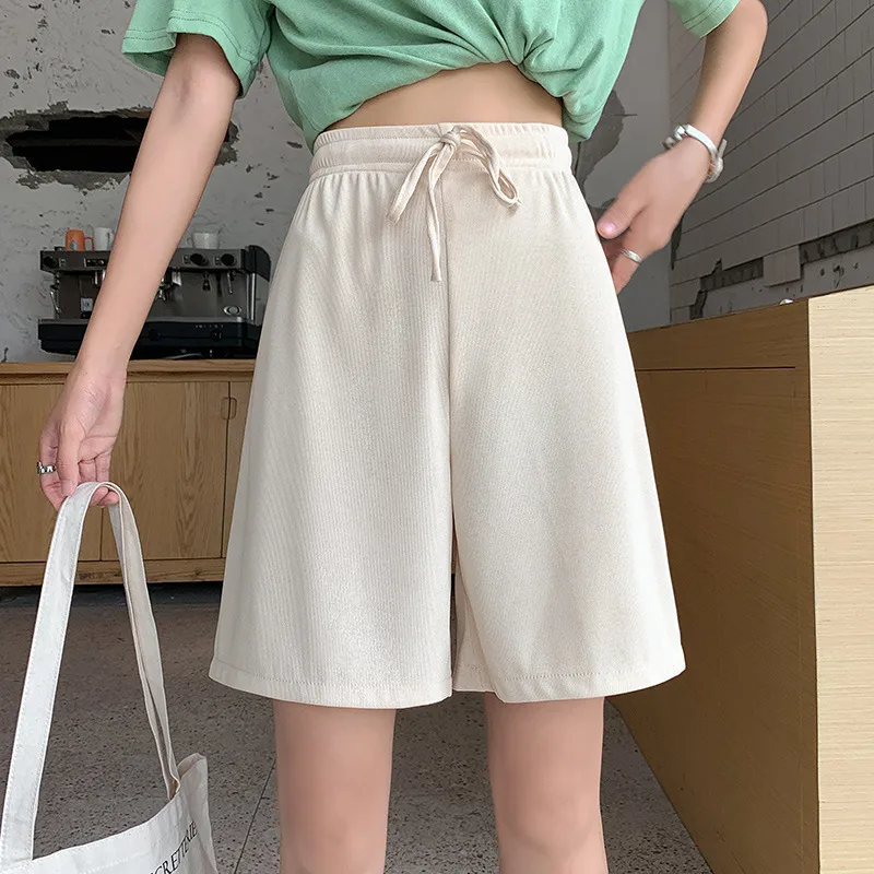 Plus Size Foreign Trade Women's Shorts Five-point Pants Women's High Waist Ice Silk Pants Loose Women's Summer Outer Wear Casual Straight Shorts display picture 4