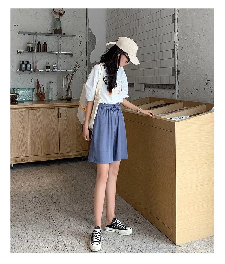 Plus Size Foreign Trade Women's Shorts Five-point Pants Women's High Waist Ice Silk Pants Loose Women's Summer Outer Wear Casual Straight Shorts display picture 13