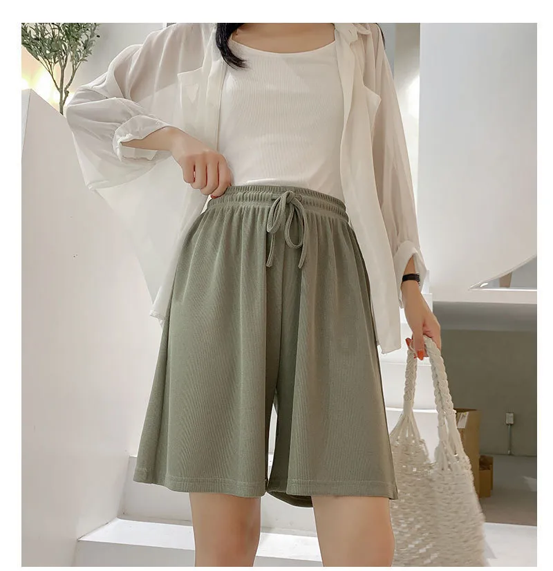 Plus Size Foreign Trade Women's Shorts Five-point Pants Women's High Waist Ice Silk Pants Loose Women's Summer Outer Wear Casual Straight Shorts display picture 16