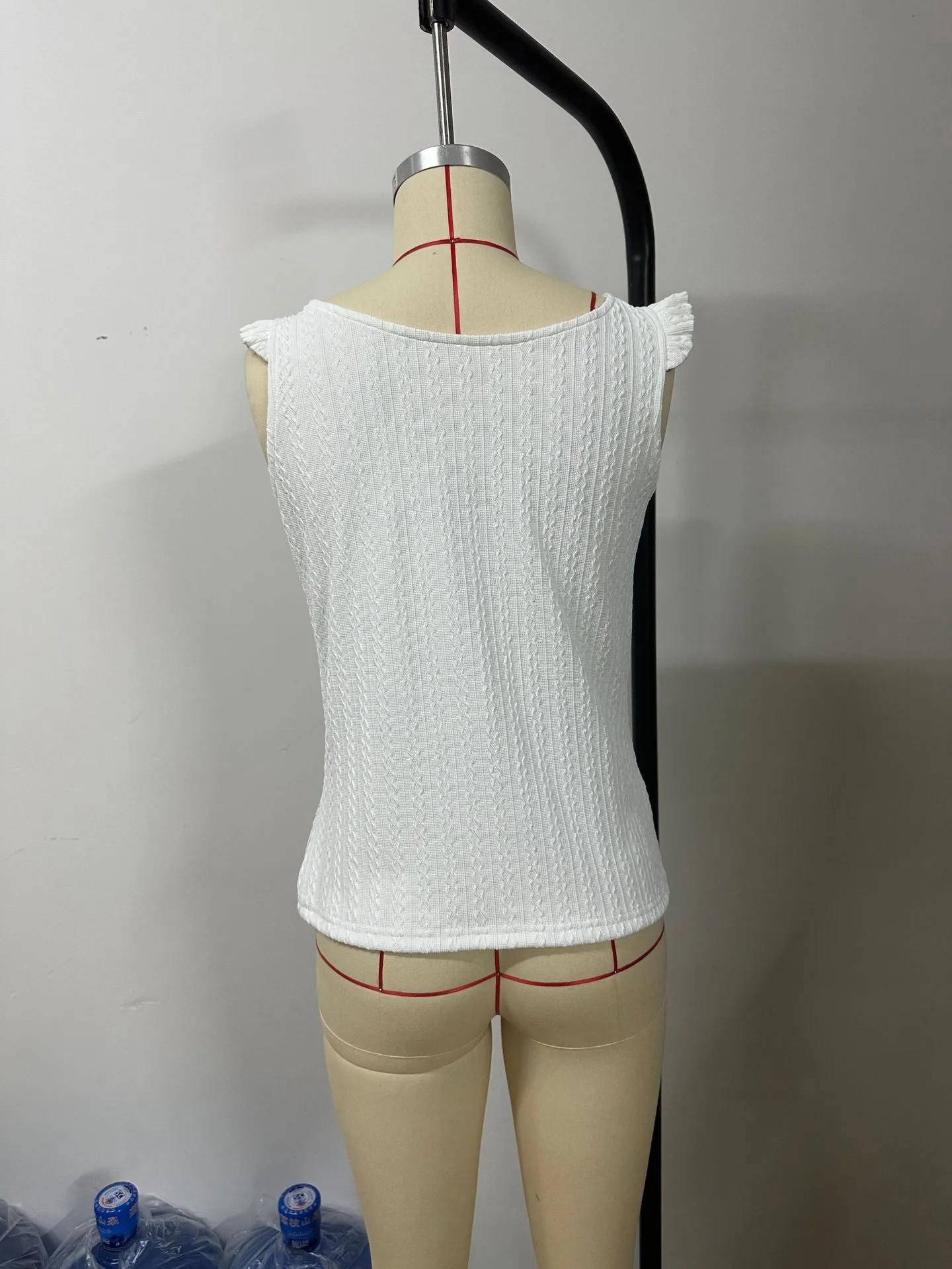 New   Women's Summer Solid Color Knitted Round Neck Ruffled Sweet Sleeveless Vest Top display picture 12