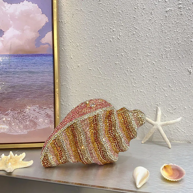 Heavy Industry Shiny Diamond-encrusted Pearl Conch Shell Acrylic Bag Seaside Casual Holiday Crossbody Bag display picture 4