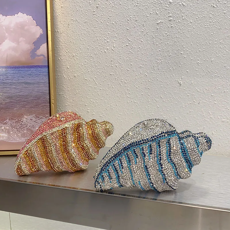 Heavy Industry Shiny Diamond-encrusted Pearl Conch Shell Acrylic Bag Seaside Casual Holiday Crossbody Bag display picture 1