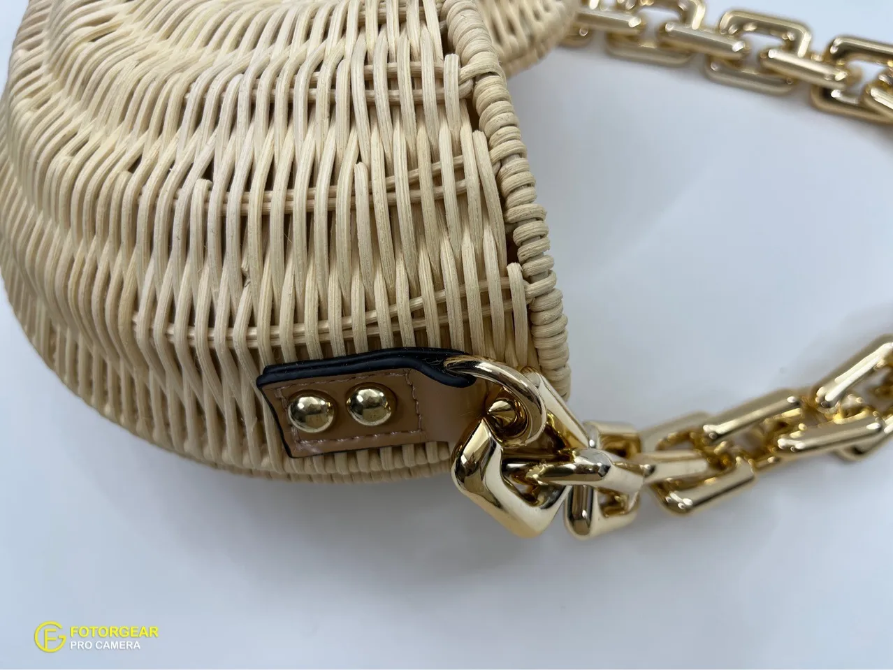 New Rattan Bag Conch Hand-woven Shell Bag Retro Trendy Shoulder Bag  Fashion Handbag display picture 7