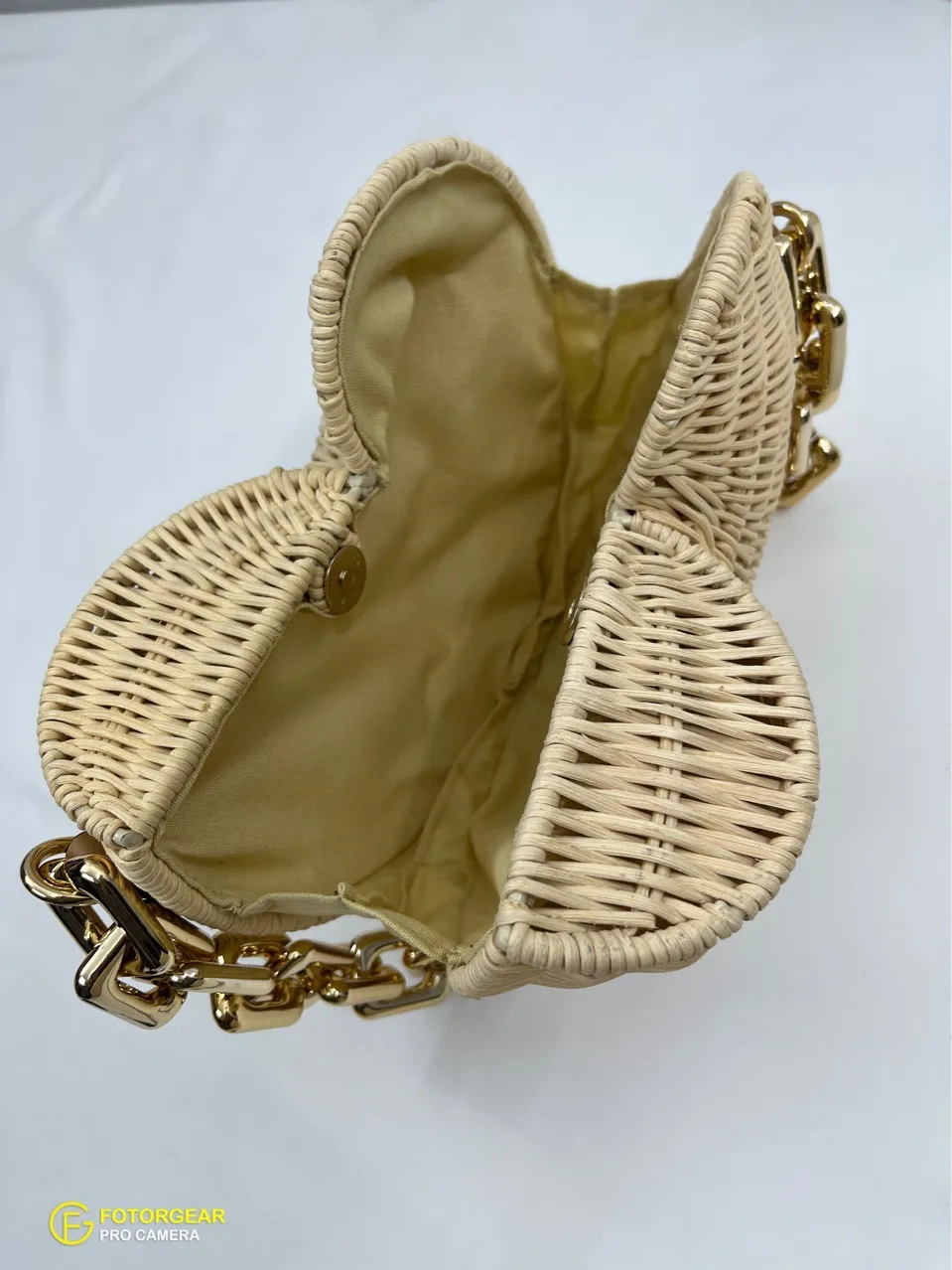 New Rattan Bag Conch Hand-woven Shell Bag Retro Trendy Shoulder Bag  Fashion Handbag display picture 8