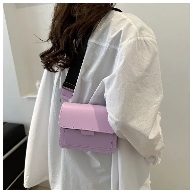Spring New Simple Fashion Shoulder Bag Simple Bag Women's Simple Fashion Crossbody Bag Fashion Mobile Phone Bag display picture 12