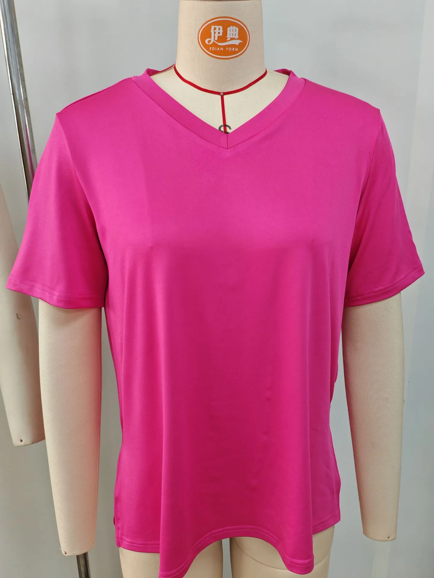Short-sleeved Loose Split Top Three-piece T-shirt Combination Summer New Solid Color Women's Clothing display picture 5