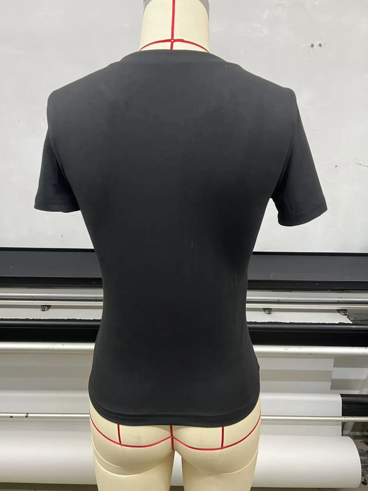 New Women's T-Shirt Slim-Fit Slimming Round Neck Tight Sexy Summer Top Women's Clothing display picture 4