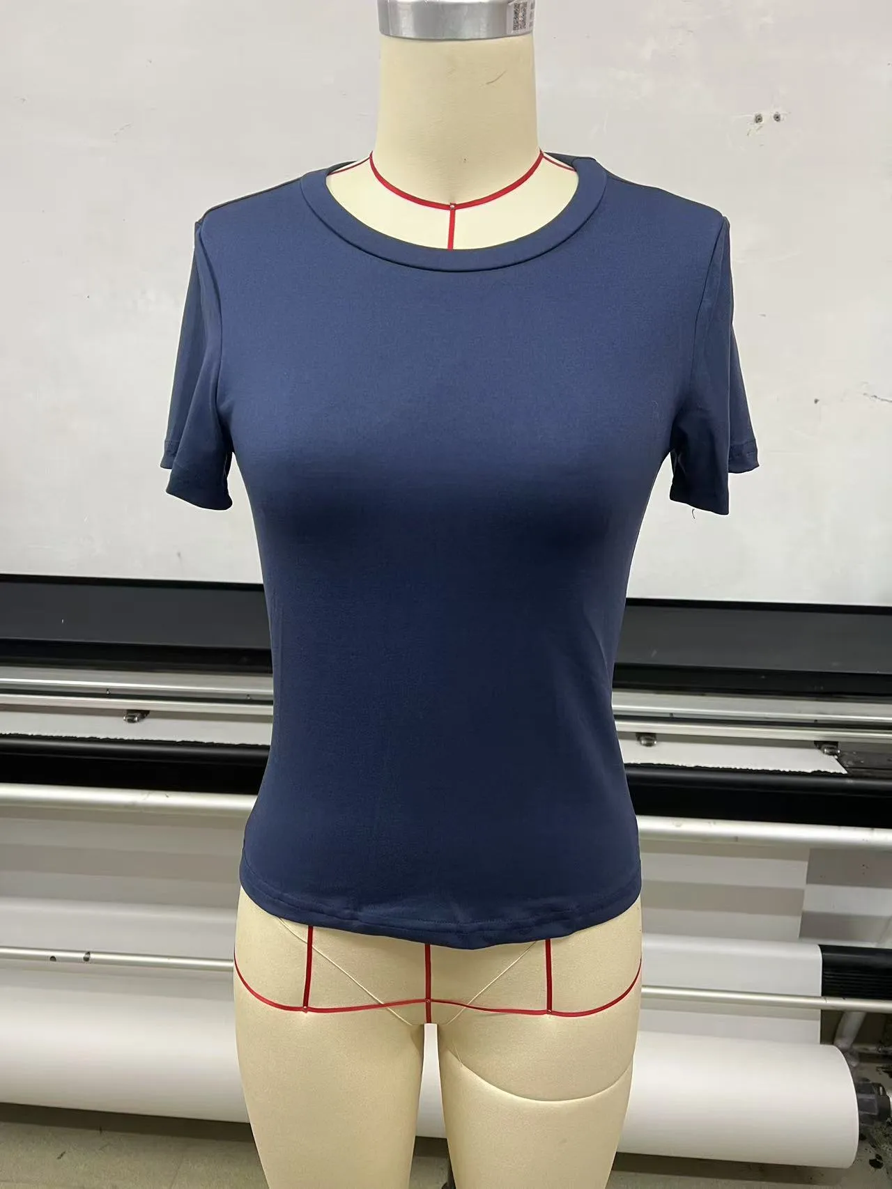 New Women's T-Shirt Slim-Fit Slimming Round Neck Tight Sexy Summer Top Women's Clothing display picture 7