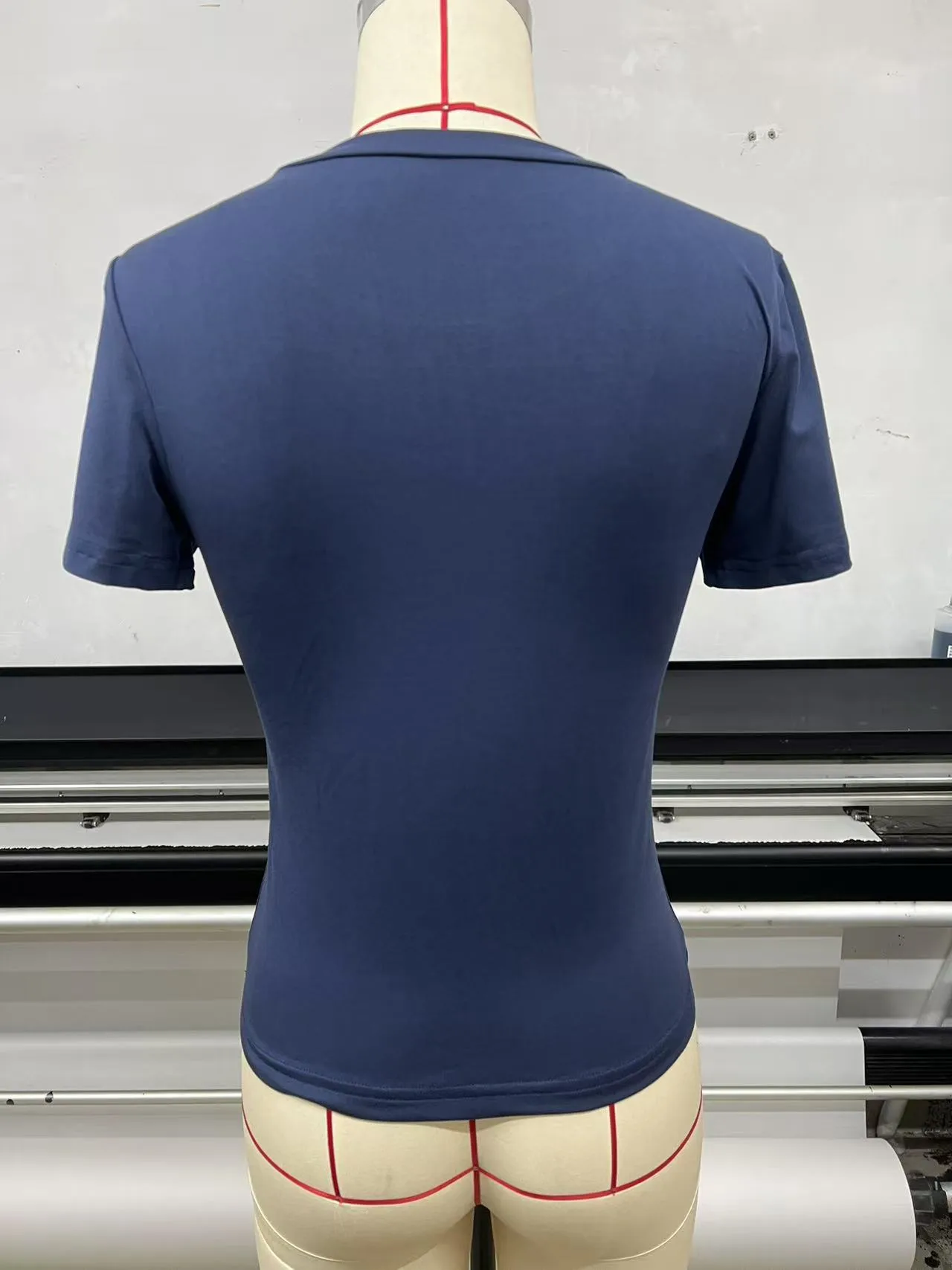 New Women's T-Shirt Slim-Fit Slimming Round Neck Tight Sexy Summer Top Women's Clothing display picture 8