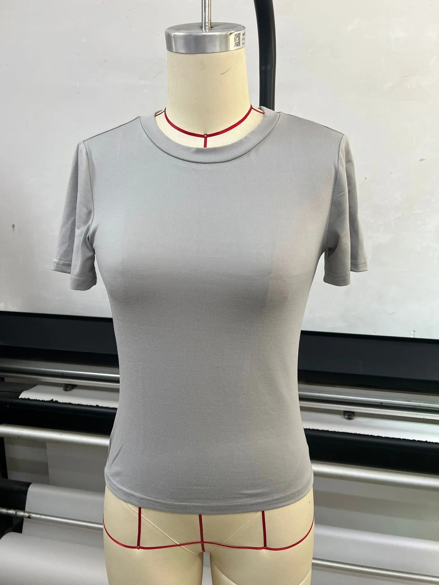 New Women's T-Shirt Slim-Fit Slimming Round Neck Tight Sexy Summer Top Women's Clothing display picture 14