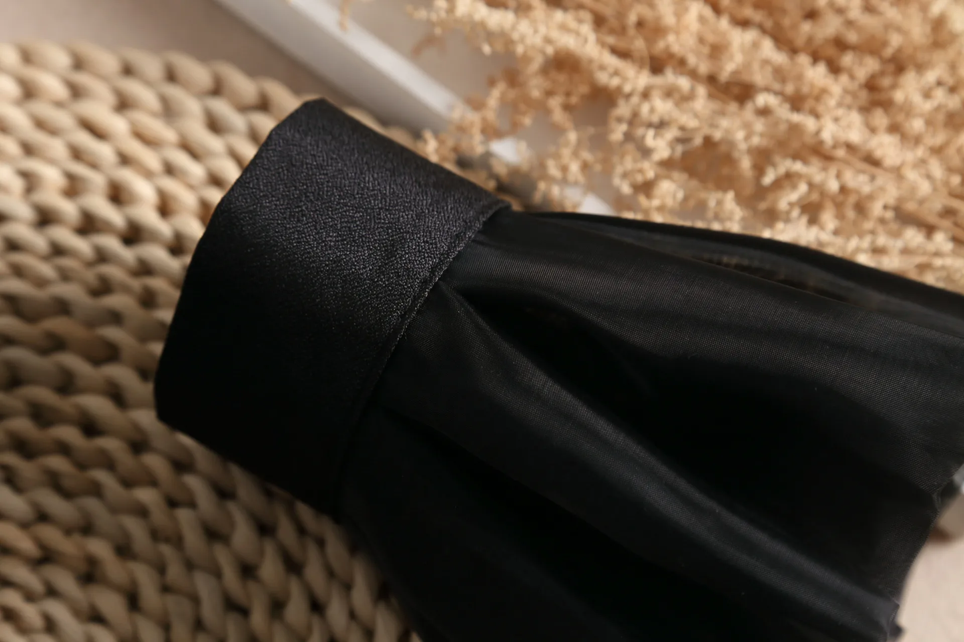 High-end Mesh Lace Accessories, Lace Elegant, Small Fragrant Lace, Versatile Cuffs, Fake Sleeves, Decorative Lo Hand Sleeves display picture 18