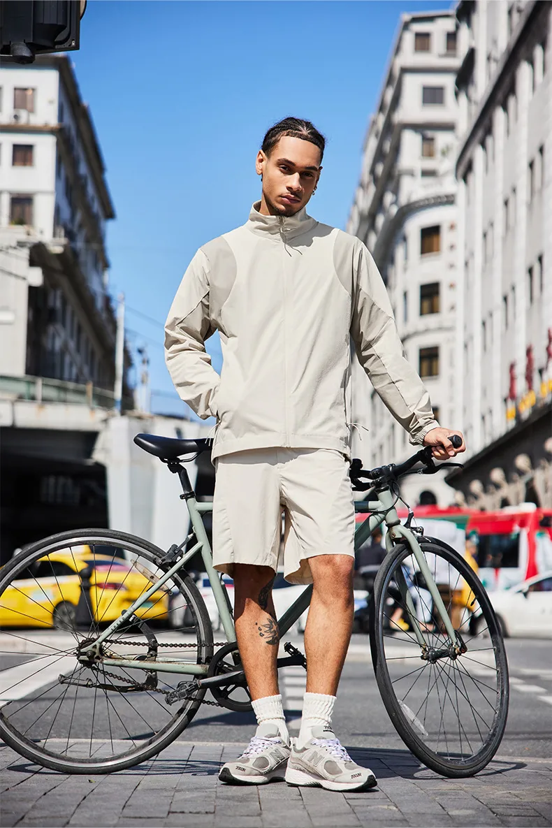 Jie Zhan Men's Wear | Breaking Wind Riding Jacket  Spring And Summer New Tide Brand Outdoor Sports Moisture Wetting Thin Jacket display picture 4