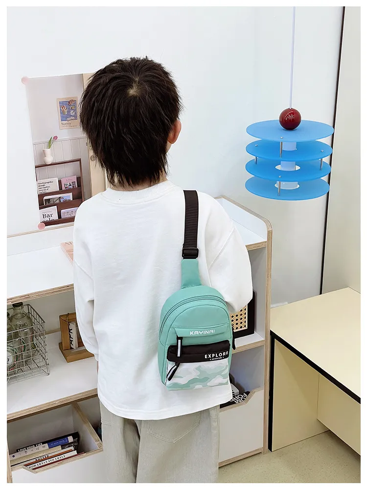 Spring And Summer New New Style Boy's Chest Bag Tooling Style Casual Shoulder Bag Women's Cute Printed Letter Crossbody Bag display picture 5