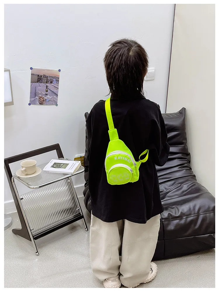 Fashion Girl's Simple Crossbody Bag New Letters Canvas Coin Purse Women's Trendy Cool Boy's Out-of-town Children's Chest Bag display picture 20