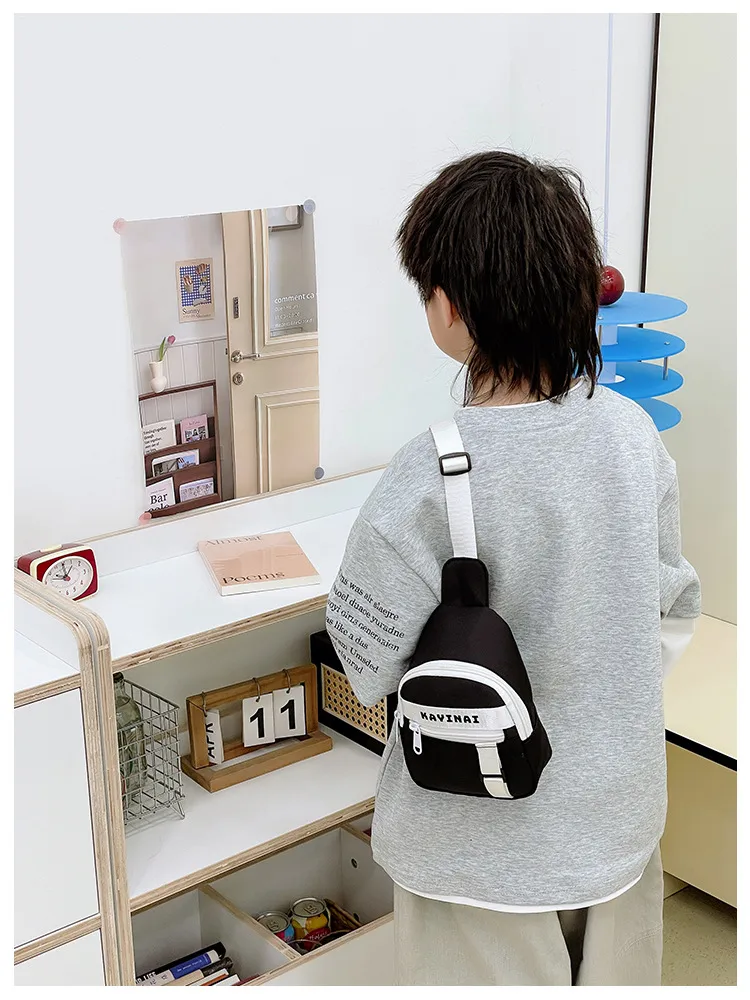 New Fashion Cool Letters Children's Chest Bag Travel Light Change Shoulder Bag Wholesale New Fashion Color Matching Children's Bag display picture 24
