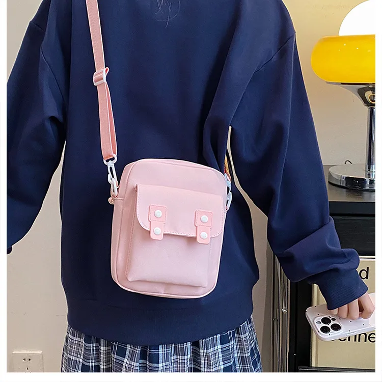 New Fashion Shoulder Bag Crossbody Women's Bag Cartoon Mobile Phone Backpack Casual Solid Color Small Square Bag Simple Travel Cloth Bag display picture 4