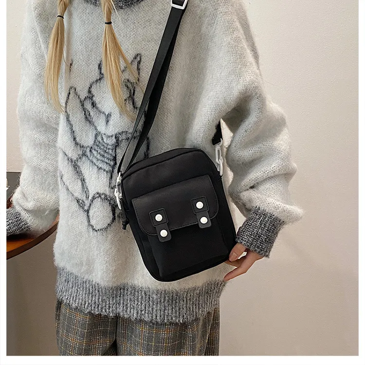 New Fashion Shoulder Bag Crossbody Women's Bag Cartoon Mobile Phone Backpack Casual Solid Color Small Square Bag Simple Travel Cloth Bag display picture 7