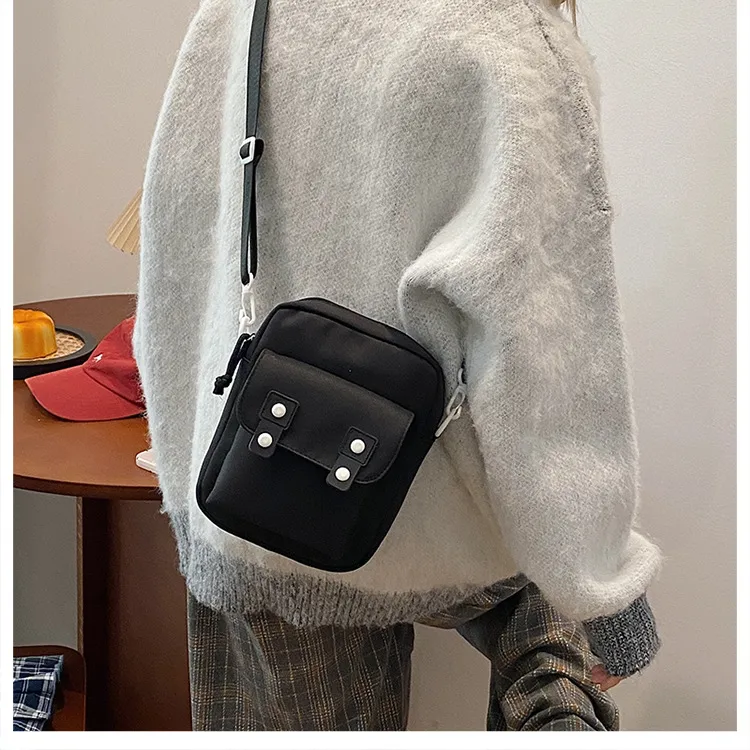 New Fashion Shoulder Bag Crossbody Women's Bag Cartoon Mobile Phone Backpack Casual Solid Color Small Square Bag Simple Travel Cloth Bag display picture 8