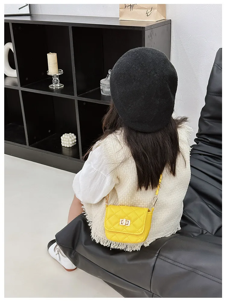 Girls' Bag New Style Cute Chain Children's Shoulder Crossbody Small Bag Fashion  Style Baby Mini Coin Purse display picture 6