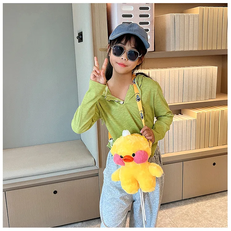 Cyber Celebrity Hyaluronic Acid Yellow Duck Doll Plush Children's Bag Cartoon Cute Doll Shoulder Crossbody Backpack Coin Purse display picture 6