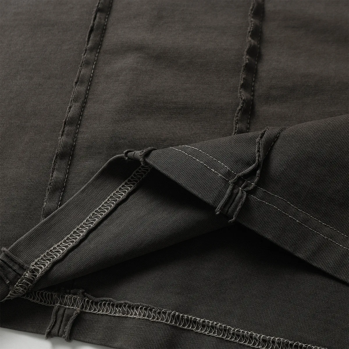 Jiayiku Men's  New High Street American Retro Fashion Brand Heavy Washed Raw Edge Patchwork Short-sleeved T-shirt For Men display picture 27
