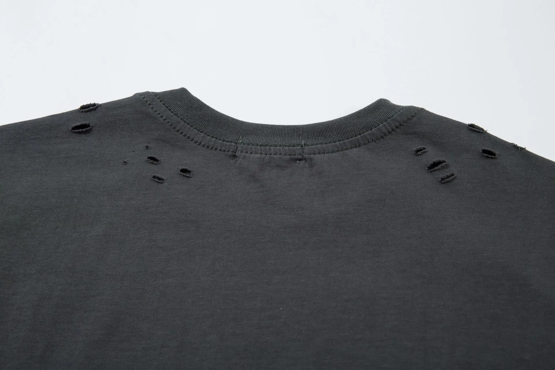 Jiayiku Summer Short-sleeved T-shirt Pure Cotton High Street American-style Functional Tide Brand Deconstruction Hole-washed Pure Cotton T-shirt Short-sleeved display picture 20