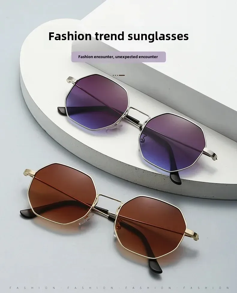 Retro Hong Kong Style Sunglasses Men And Women With  New High-end Sense Driving Special Anti-UV Sunglasses display picture 1
